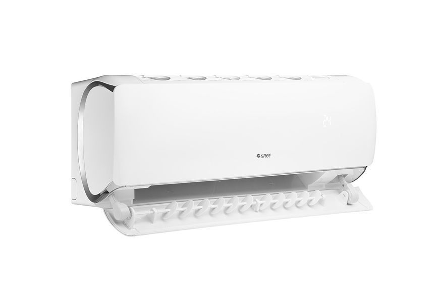 Кондиціонер Gree G-Tech Inverter під кутом: внутрішній блок із відкритими жалюзі, 3D-потік повітря